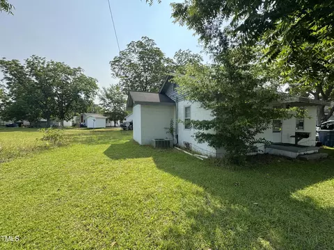 Exterior - 429 5th Brogden Rd, Smithfield, NC 27577 photo 4 of 5