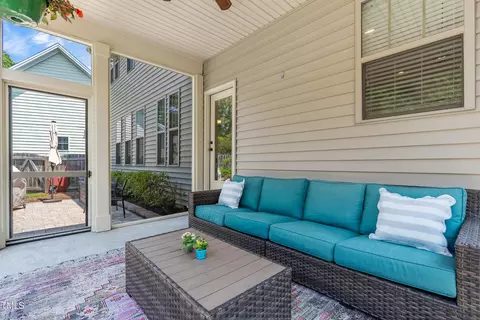 Exterior - 118 Fox Run Ct, Durham, NC 27705 photo 5 of 10