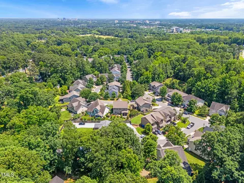 View/Area - 118 Fox Run Ct, Durham, NC 27705 photo 7 of 9