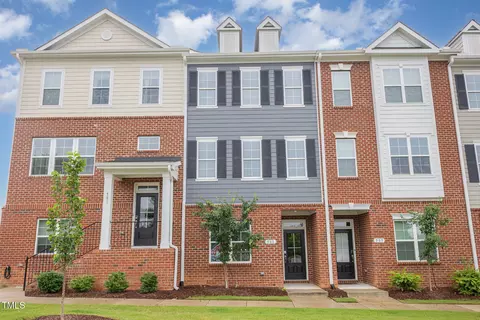 503 Gateway Townes Blvd, Wake Forest, NC 27587