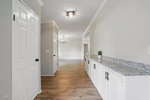 106 Loop Rd, Raeford, NC 28376 photo 5