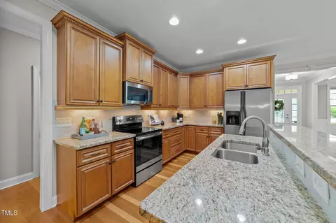 260 Easy Wind Ln, Garner, NC 27529 photo 12