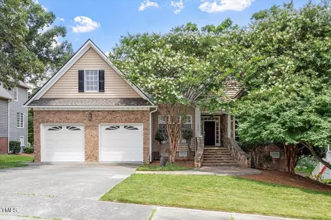 1211 E Pointe Dr, Durham, NC 27712