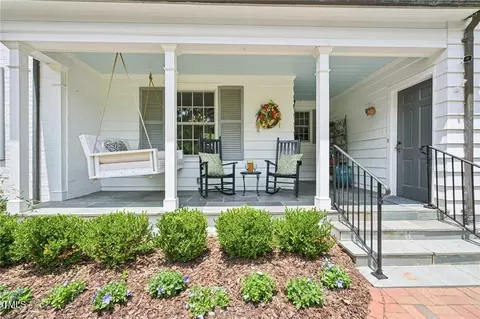 1004 E Willowbrook Dr, Burlington, NC 27215 photo 4