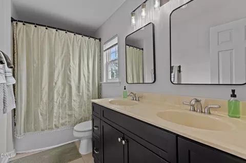 Bath - 1104 Pebblestone Dr, Durham, NC 27703 photo 3 of 3