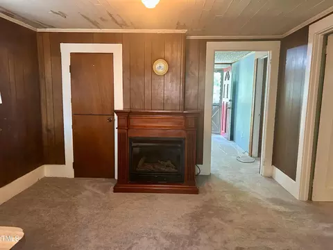 Living - 912 E Pope St, Dunn, NC 28334 photo 1 of 3