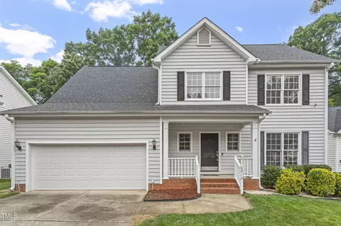 8912 Erinsbrook Dr, Raleigh, NC 27617