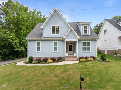 622 Sunset Ave, Apex, NC 27502