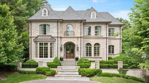 3347 Alamance Dr, Raleigh, NC 27609