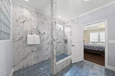 Bath - 123 Turnstone Dr, Durham, NC 27703 photo 3 of 4
