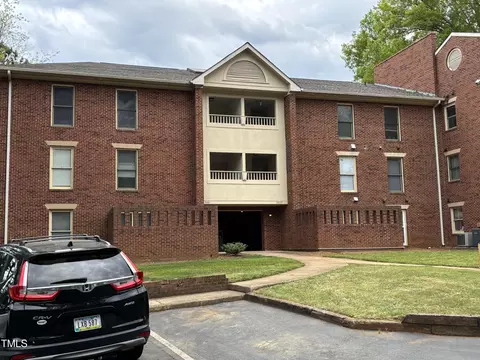 3601 Helix Ct #301, Raleigh, NC 27606
