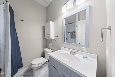 Bath - 217 Hood St, Durham, NC 27701 photo 2 of 2