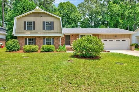 1209 Lochcarron Ln, Cary, NC 27511