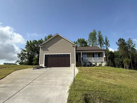 233 Constellation Ct, Benson, NC 27504