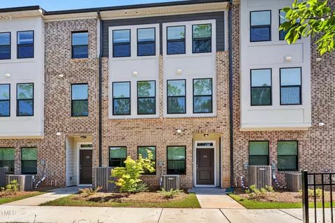 691 Bandon Aly, Cary, NC 27513