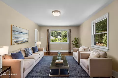 Living - 2712 Broad St, Durham, NC 27704 photo 3 of 5