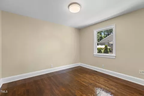 Bedroom - 2712 Broad St, Durham, NC 27704 photo 6 of 8