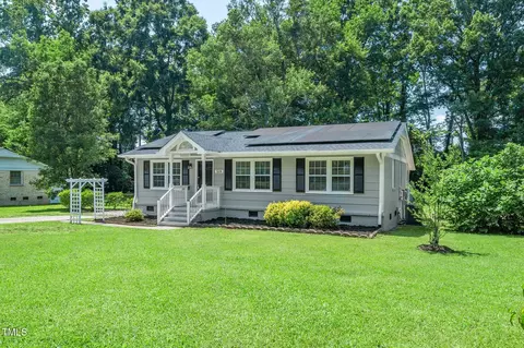 518 Buck Branch Dr, Garner, NC 27529