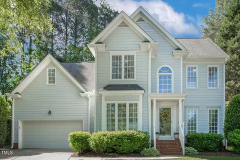 2107 Watersglen Dr, Apex, NC 27502