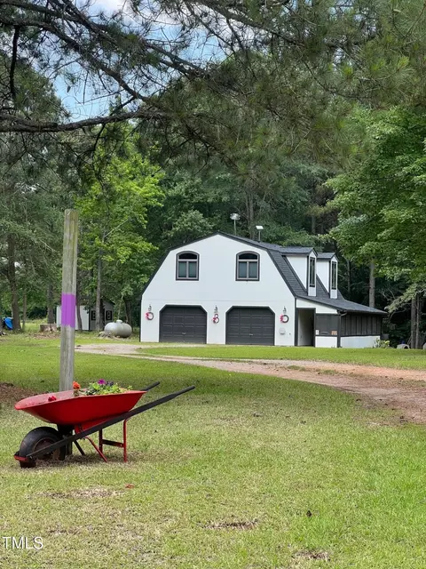 300 Christmas Rd, Warrenton, NC 27589