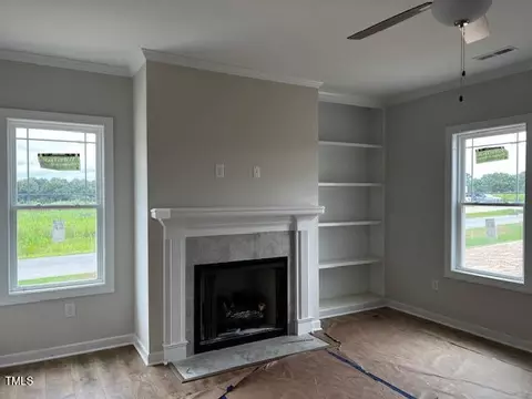 Living - 809 Olive Br, Smithfield, NC 27577 photo 2 of 2