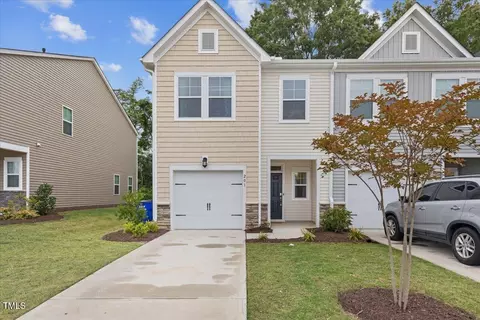 201 Peebles Dr, Smithfield, NC 27577 photo 1
