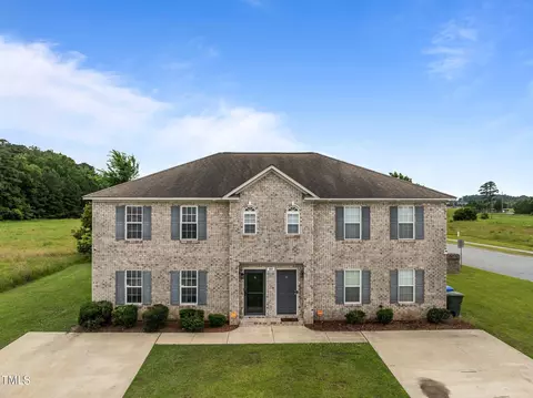 517 A South Pointe Dr, Winterville, NC 28590