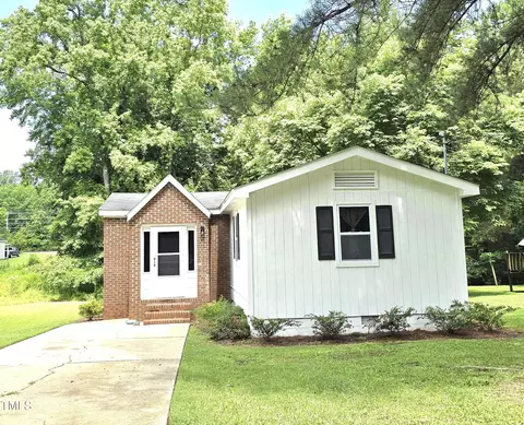 919 S Chestnut St, Fremont, NC 27830