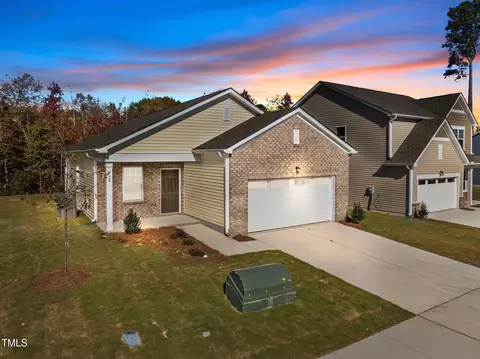 1257 Pond Overlook Dr, Nashville, NC 27856