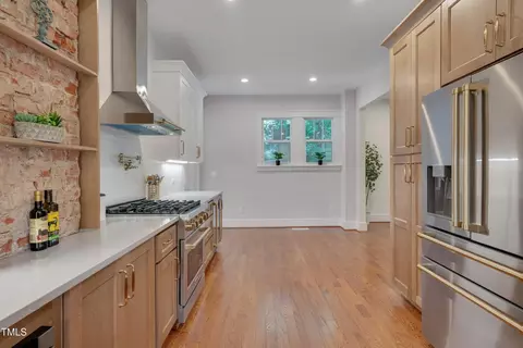 924 W Trinity Ave, Durham, NC 27701 photo 15