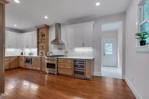 924 W Trinity Ave, Durham, NC 27701 photo 10