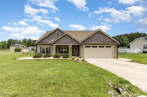 235 Camden Place St, Princeton, NC 27569