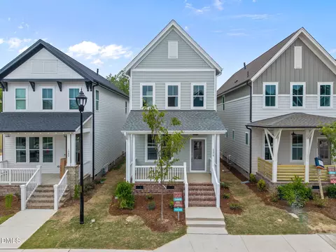 1576 Piney Fls Dr, Wendell, NC 27591