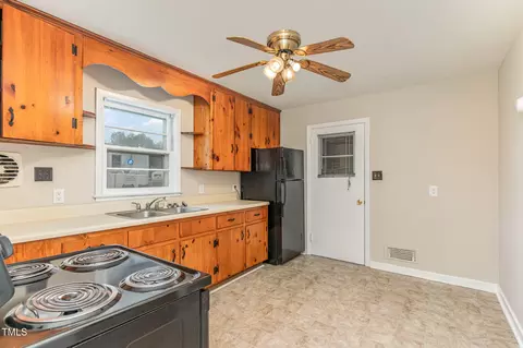 1209 Bobbitt Dr, Garner, NC 27529 photo 11