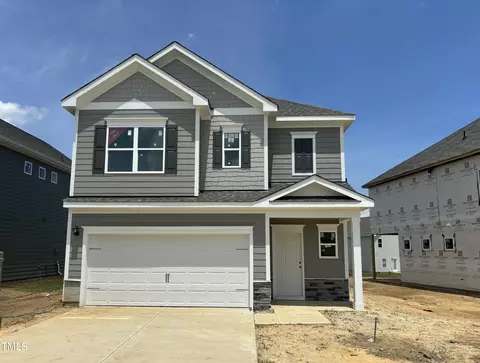 40 Commons Cir, Clayton, NC 27520