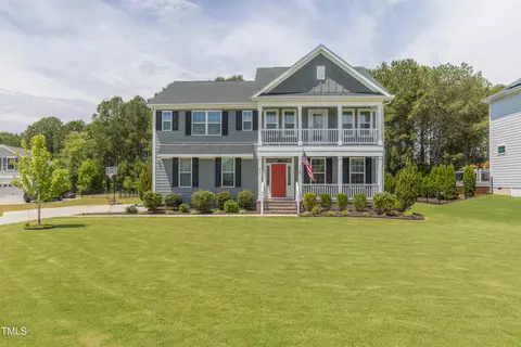 470 E Wellesley Dr, Clayton, NC 27520