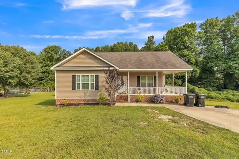54 Lockwood Dr, Clayton, NC 27527