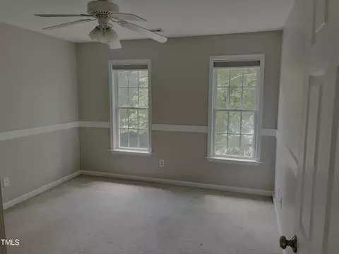 Bedroom - 133 Rustic Ln, Smithfield, NC 27577 photo 4 of 5
