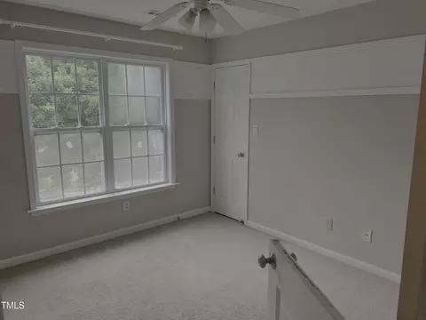 Bedroom - 133 Rustic Ln, Smithfield, NC 27577 photo 3 of 5