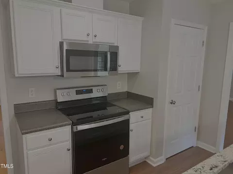Kitchen - 133 Rustic Ln, Smithfield, NC 27577 photo 2 of 2