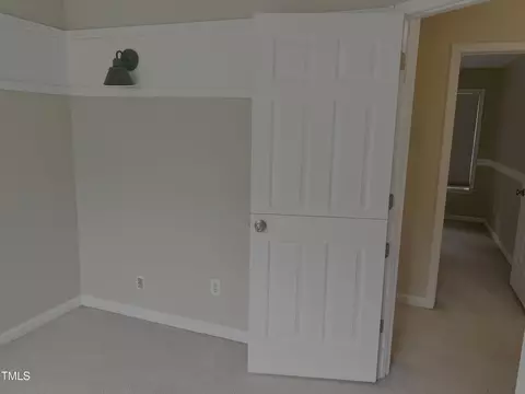 Bedroom - 133 Rustic Ln, Smithfield, NC 27577 photo 2 of 5