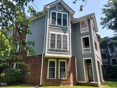 911 Washington St #102, Raleigh, NC 27605