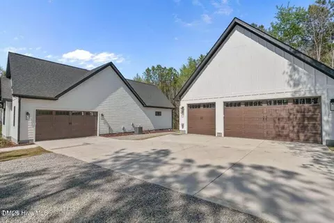 355 Shaw Rd, Cameron, NC 28326 photo 3