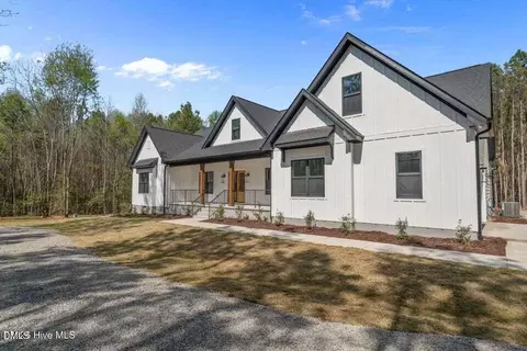 355 Shaw Rd, Cameron, NC 28326 photo 4