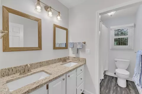 Bath - 100 Windvale Ct, Cary, NC 27518 photo 2 of 5