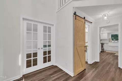 Entry Way - 100 Windvale Ct, Cary, NC 27518 photo 4 of 6