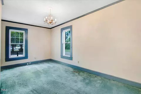 125 W Pine St, Pine Level, NC 27568 photo 37