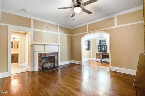 125 W Pine St, Pine Level, NC 27568 photo 33