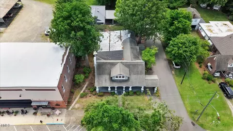 125 W Pine St, Pine Level, NC 27568 photo 18