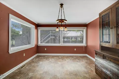 125 W Pine St, Pine Level, NC 27568 photo 24